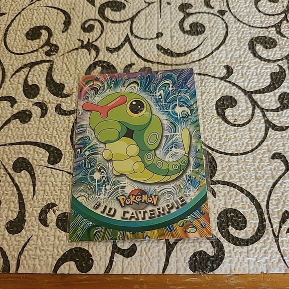 Pokémon Trading Card #10 - Picture 1 of 5